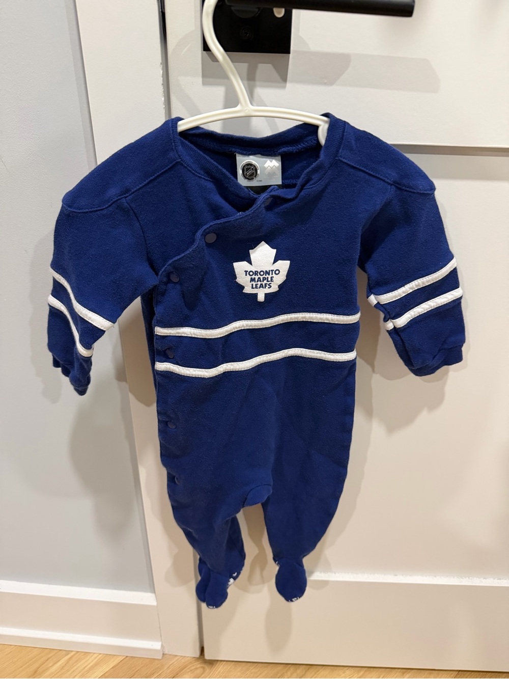 NHL Toronto Maple Leafs 6m Navy Blue Baby Footed One-Piece